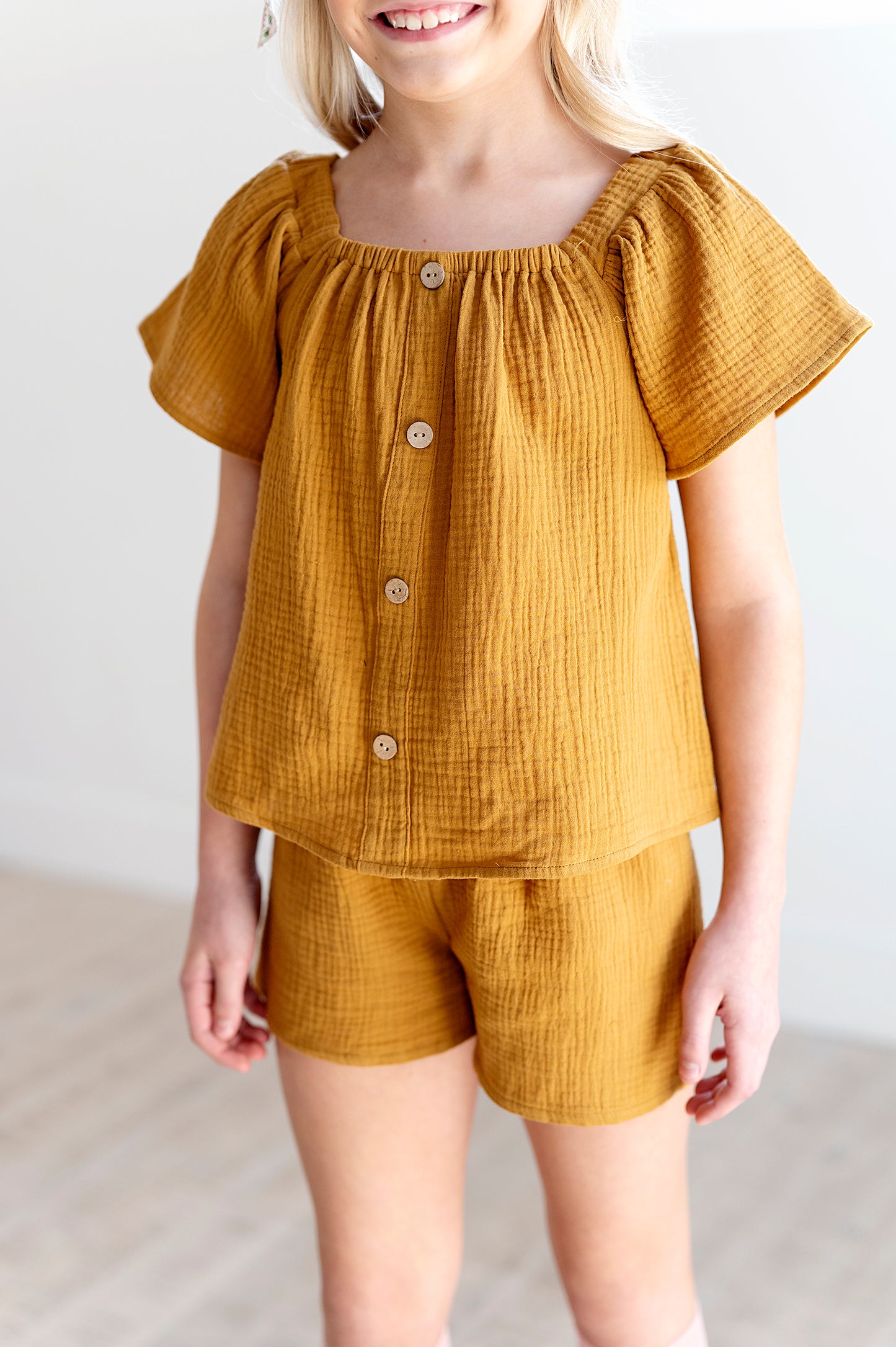 Flutter Sleeve Top and Short Set in Cashew