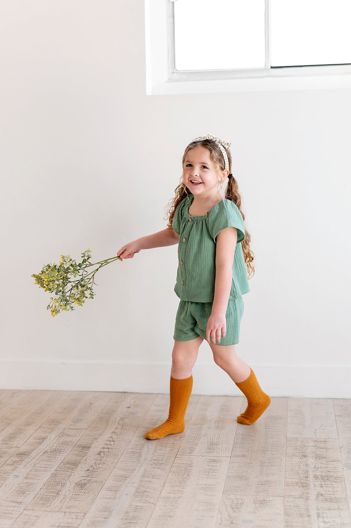 Flutter Sleeve Top and Short Set in Basil