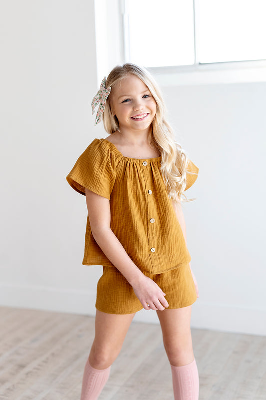 Flutter Sleeve Top and Short Set in Cashew