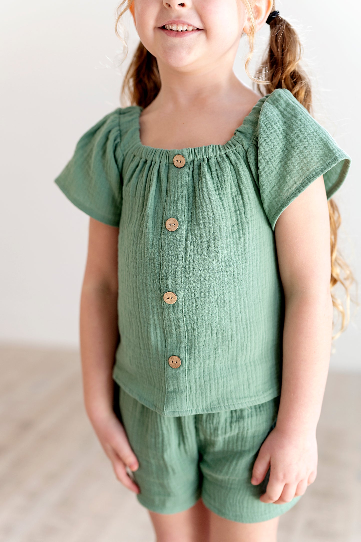 Flutter Sleeve Top and Short Set in Basil